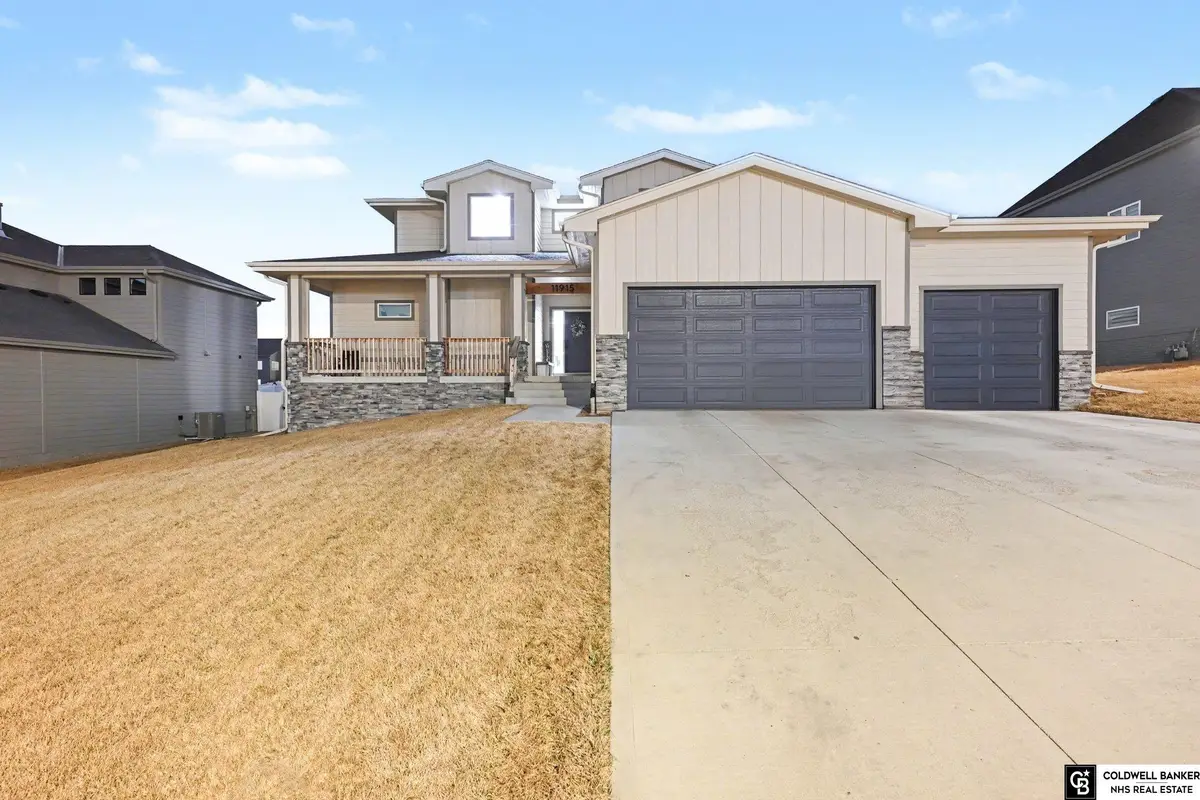 11915 S 109th Street, Papillion, NE 68046 - #1