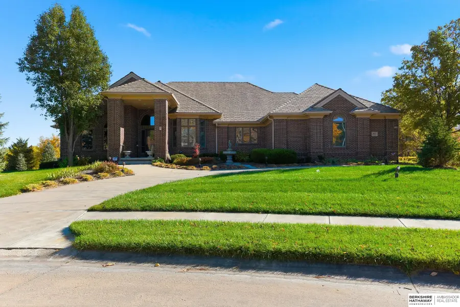 931 N 143rd Avenue Circle, Omaha, NE 68154 - #3