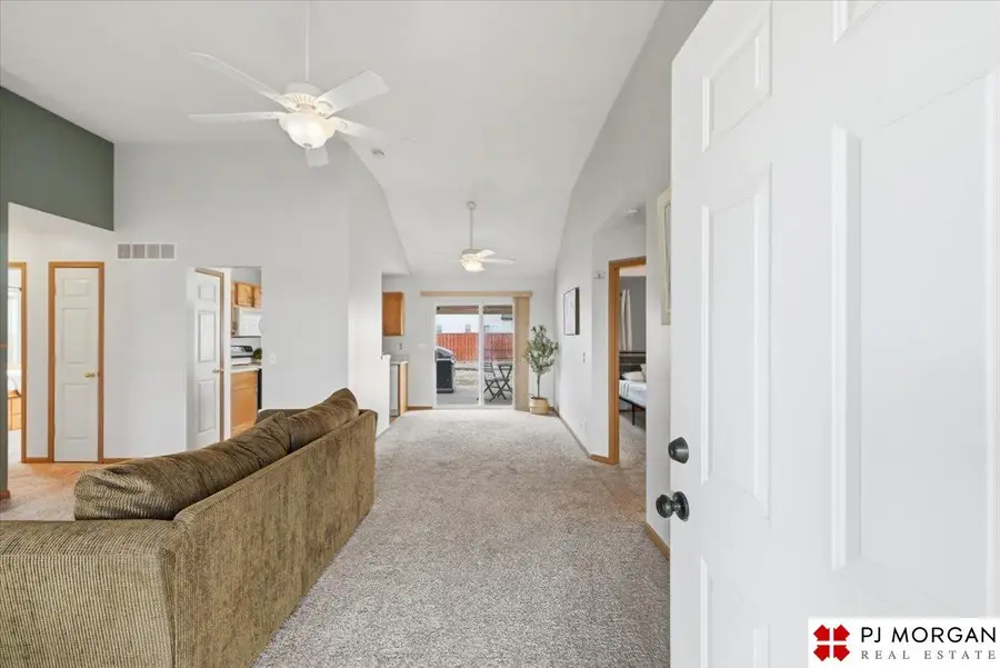 1404 N 20th Street, Omaha, NE 68102 - #3