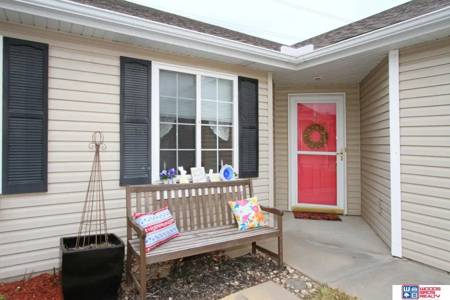 6915 Whitewater Lane, Lincoln, NE 68521 - #2