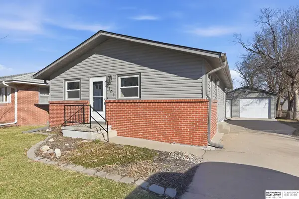 104 W Meigs Street, Valley, NE 68064