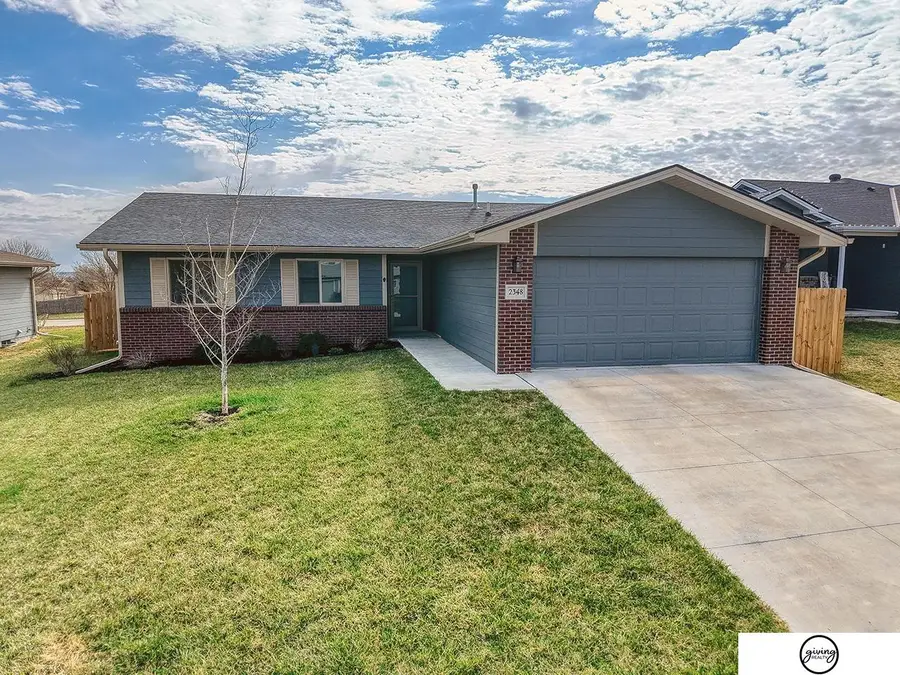 2348 NW 57th Street, Lincoln, NE 68524 - #2