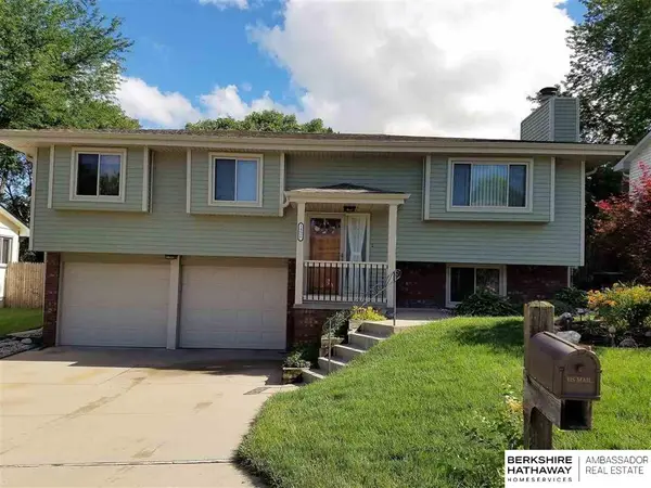 14817 Orchard Circle, Omaha, NE 68137