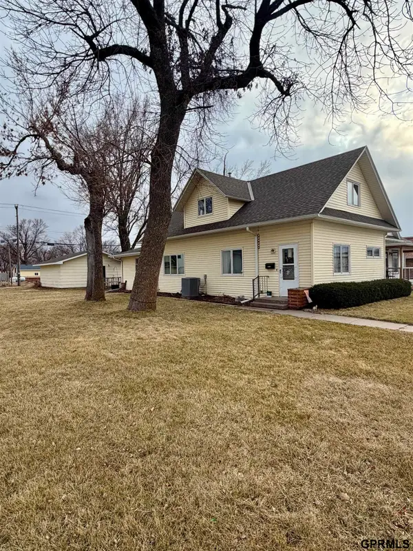 221 E Main Street, Bruning, NE 68322