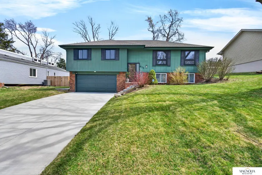 611 S 153rd Circle, Omaha, NE 68154 - #3