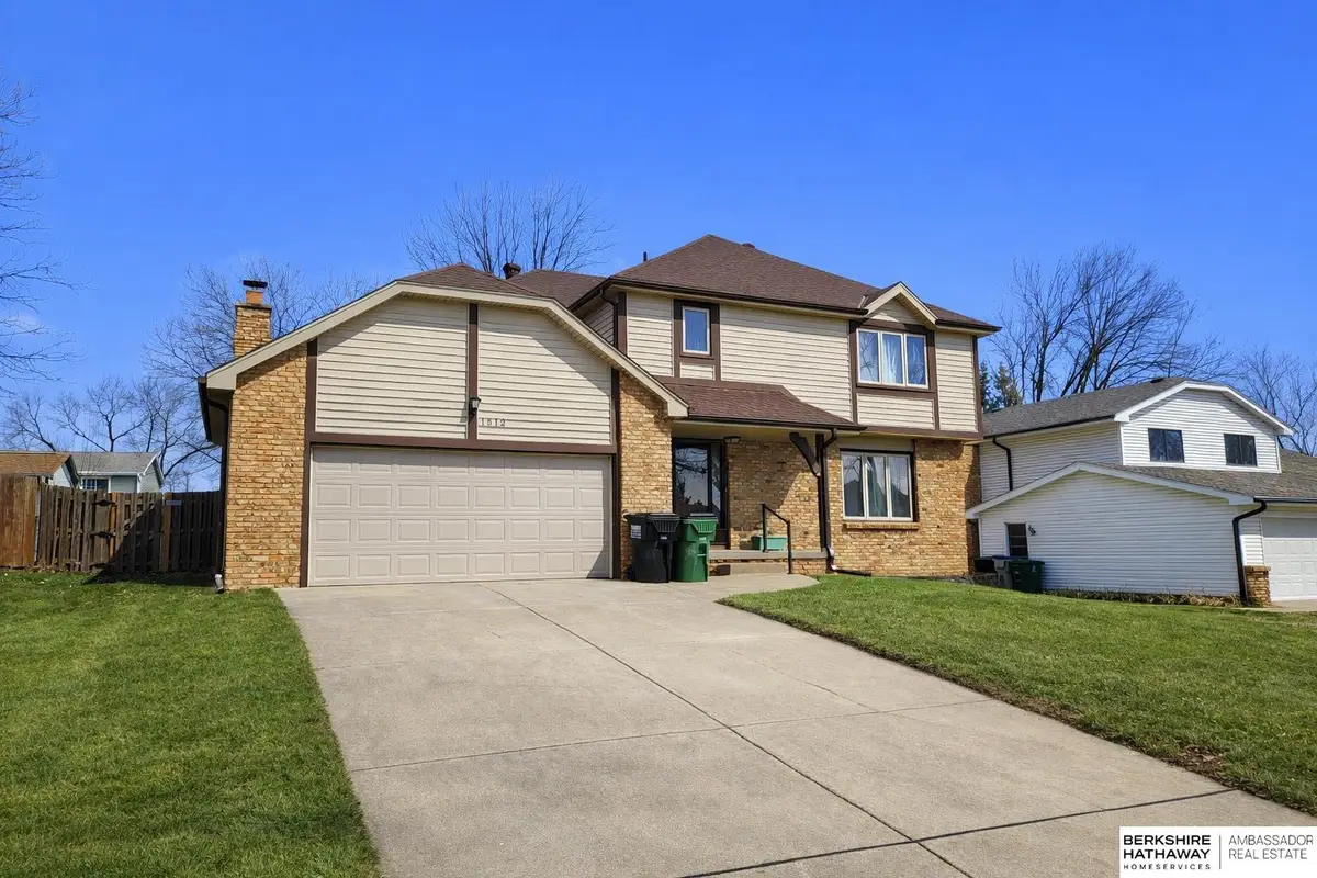 1512 Beechwood Avenue, Papillion, NE 68133 - #1