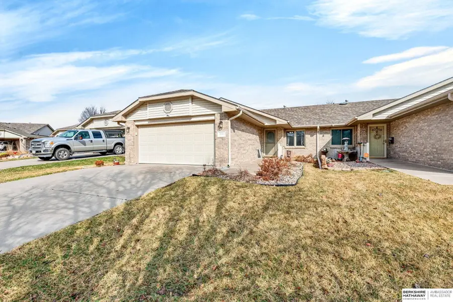 8420 Peregrine Court, Lincoln, NE 68505 - #2