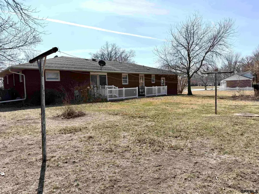 1140 E Street, Geneva, NE 68361 - #2