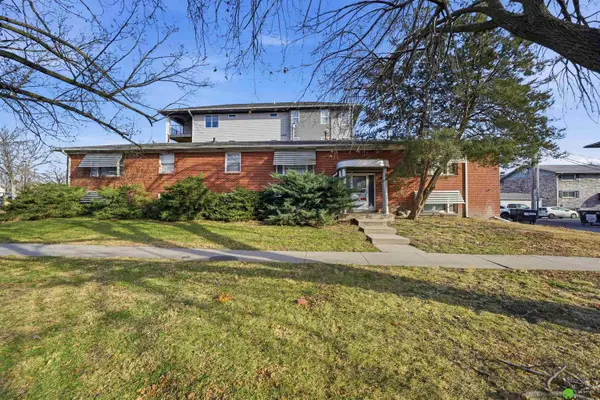 1501 F Street, Lincoln, NE 68508