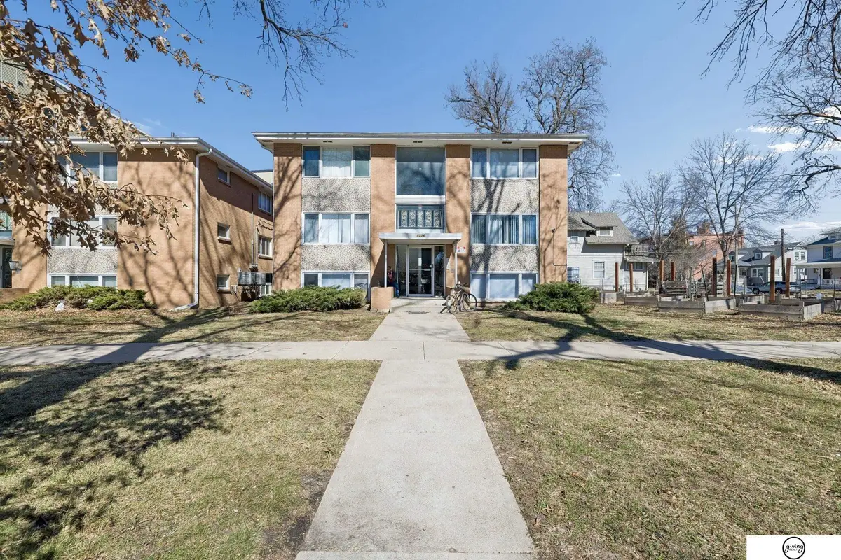 1336 D Street, Lincoln, NE 68502 - #1