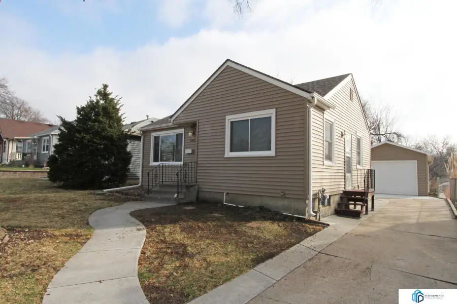 848 S 44th Street, Lincoln, NE 68510 - #2