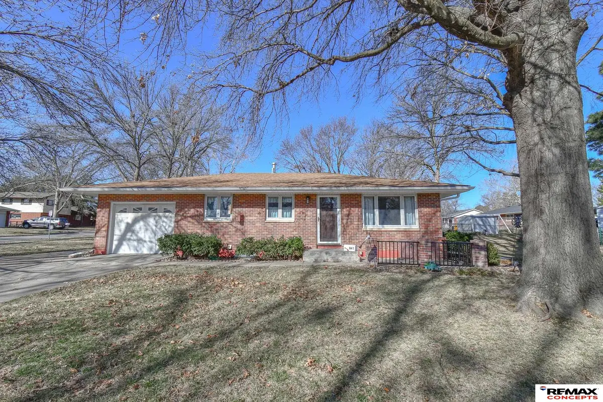 841 Aspen Lane, Lincoln, NE 68510 - #1