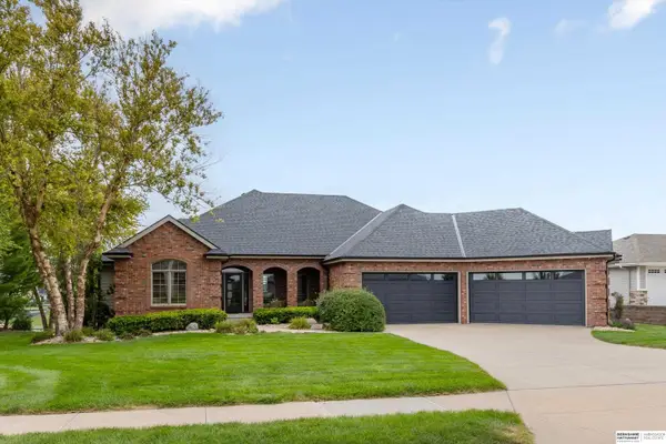 11819 N 178th Circle, Bennington, NE 68007