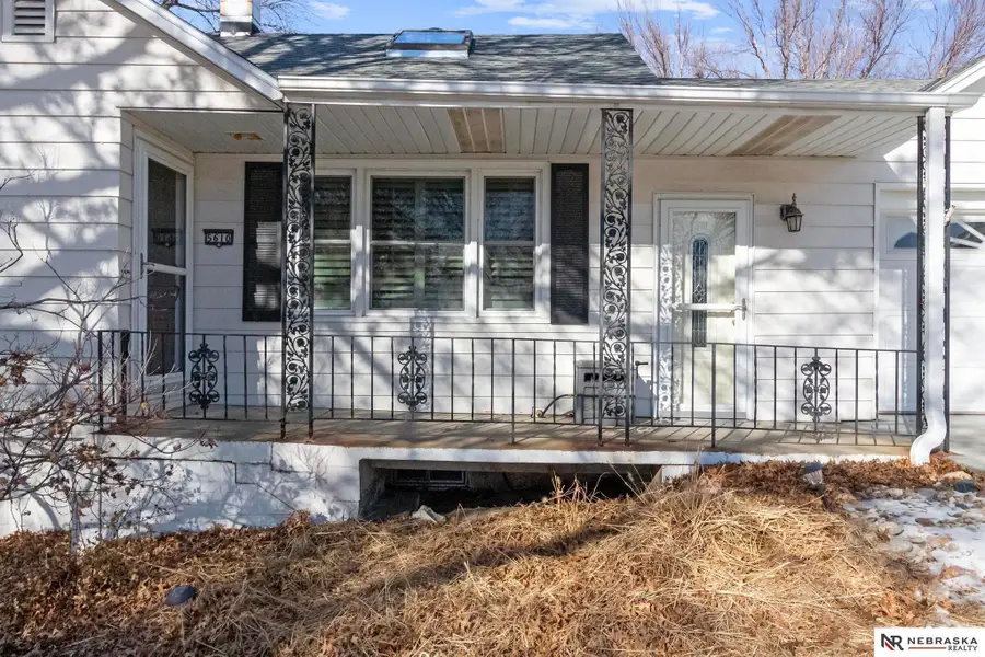 5610 R Street, Omaha, NE 68117 - #3