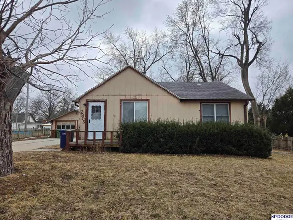 2805 Lillian Street, Bellevue, NE 68147