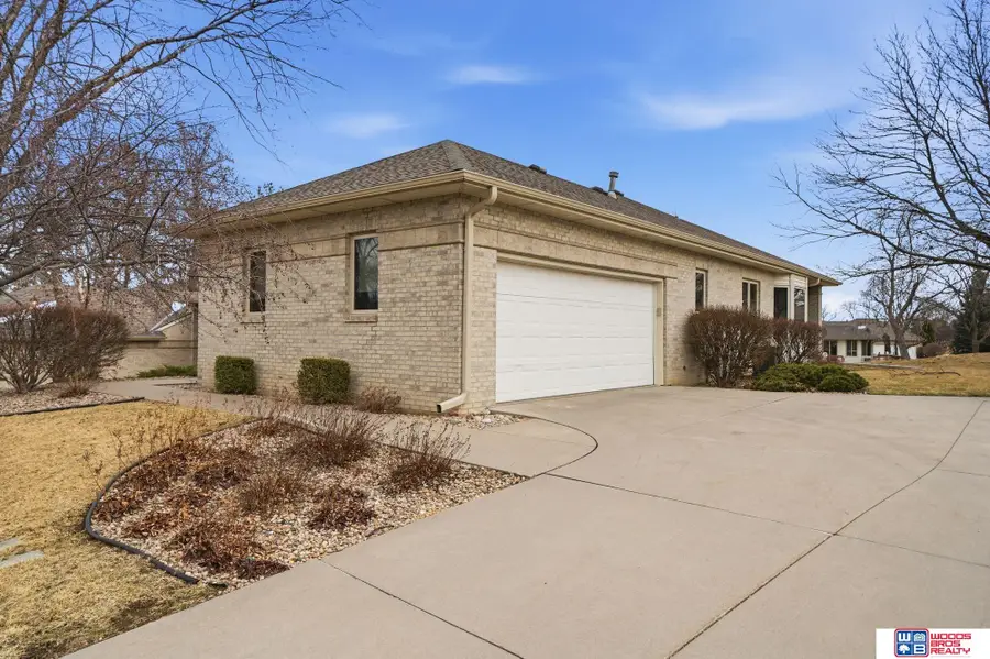 9134 Pioneer Court, Lincoln, NE 68520 - #2