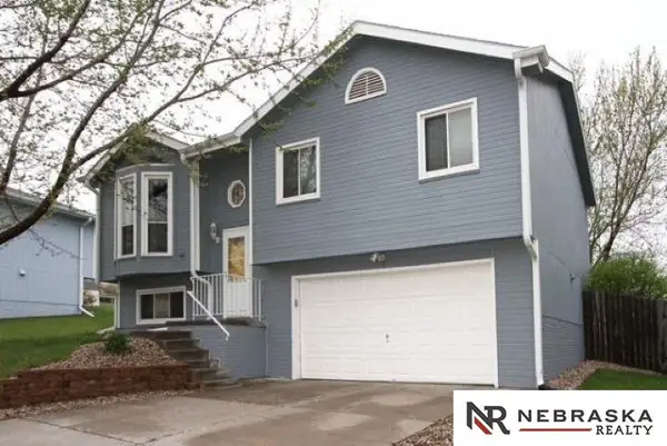 5030 W Sparrow Lane, Lincoln, NE 68528