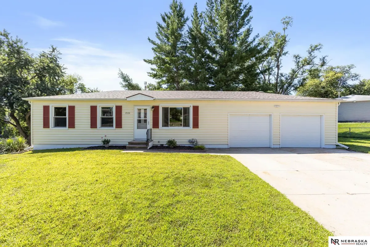 7539 Joseph Avenue, La Vista, NE 68128 - #1