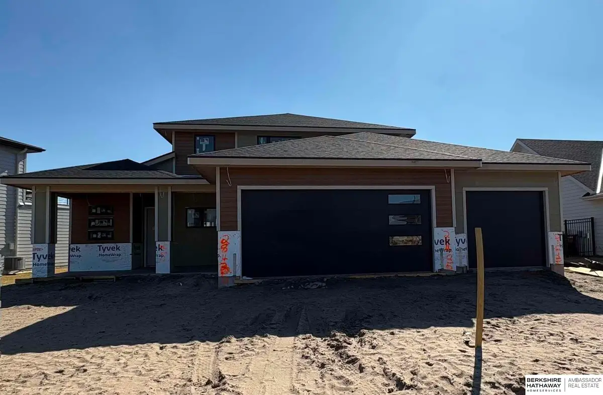 28425 Laurel Circle, Valley, NE 68064 - #1