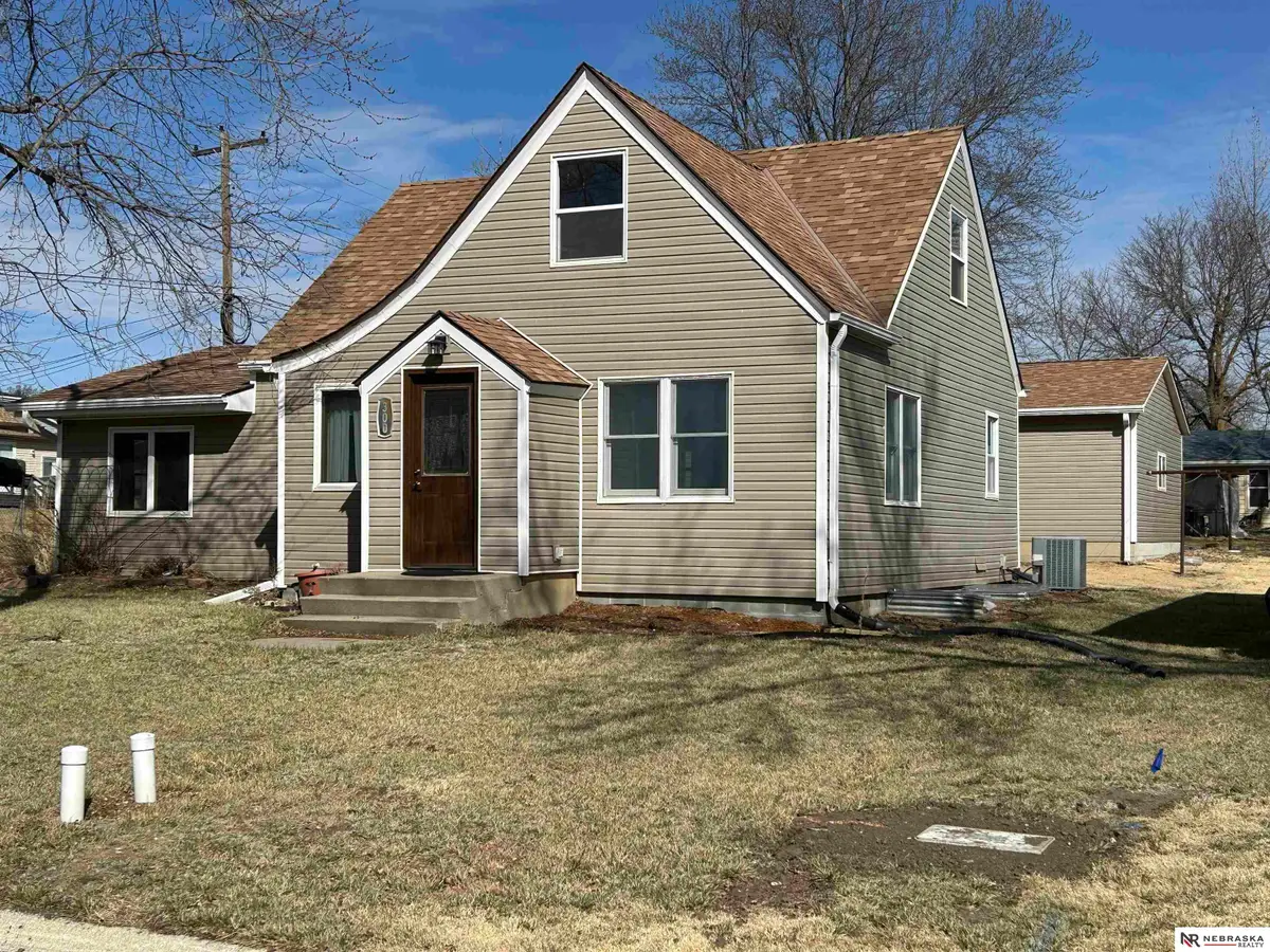 300 Adams Street, Clatonia, NE 68328 - #1