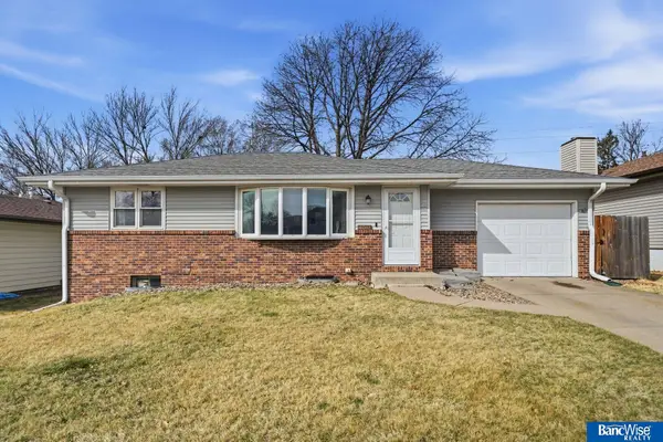 4017 Paxton Drive, Lincoln, NE 68521