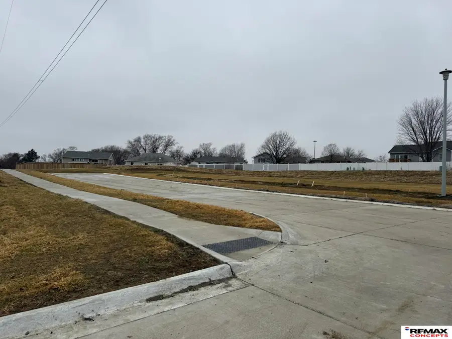 820 Lantern Court, Lincoln, NE 68521 - #2