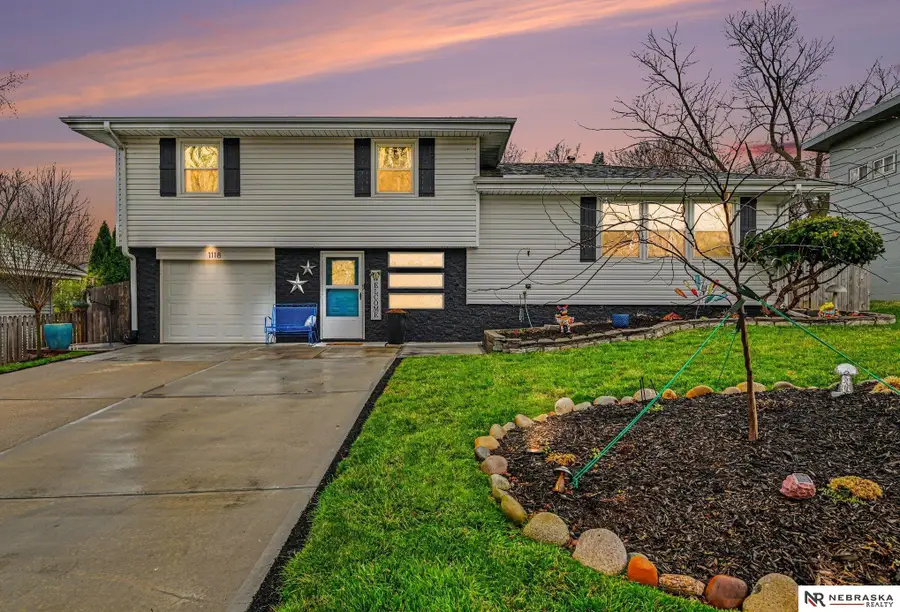 1118 Kingston Avenue, Bellevue, NE 68005 - #3