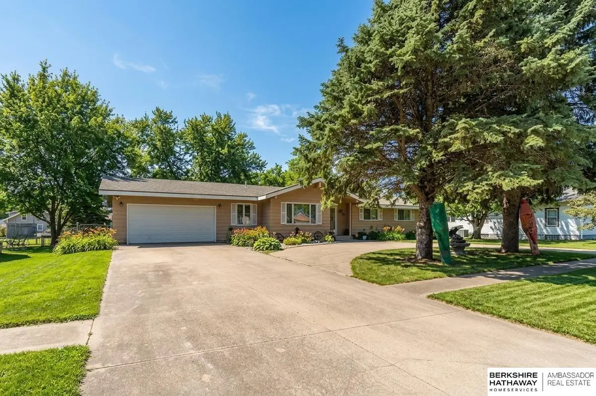 216 North Street, Nehawka, NE 68413 - #1