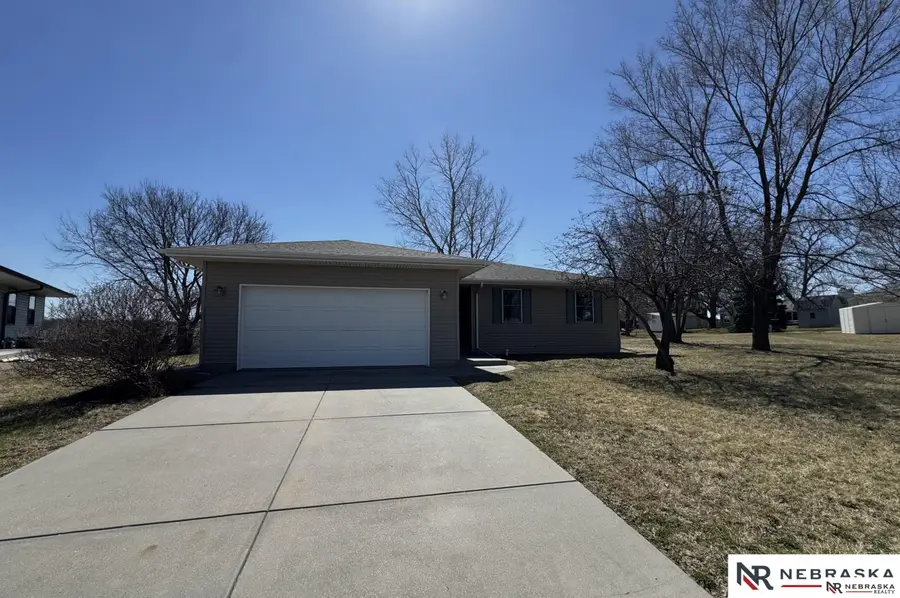 625 Arbor Court, Bennet, NE 68317 - #2