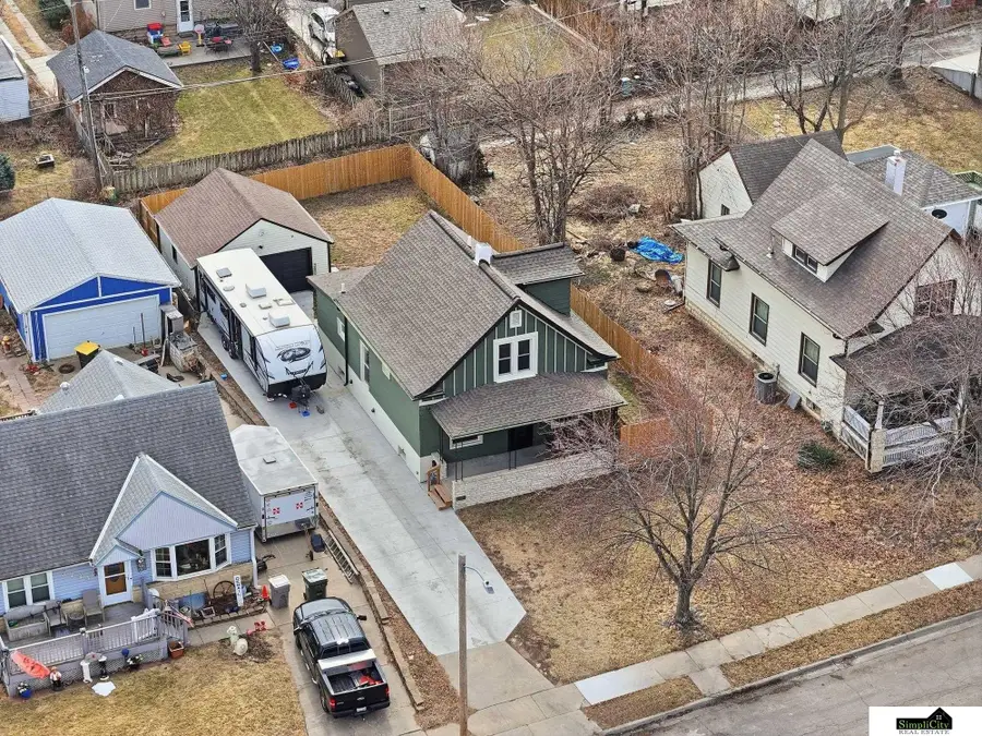 2729 Arlington Avenue, Lincoln, NE 68502 - #3