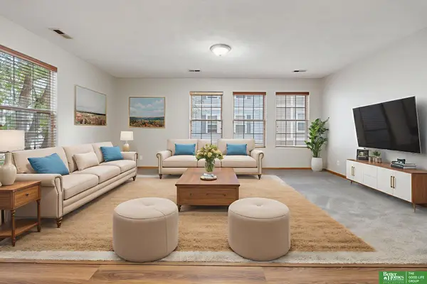 14664 Taylor Plaza, Omaha, NE 68116