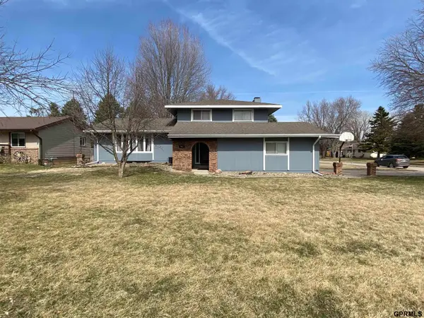 902 Q Street, Tekamah, NE 68061