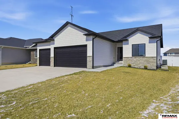 836 W Miramonte Road, Lincoln, NE 68523