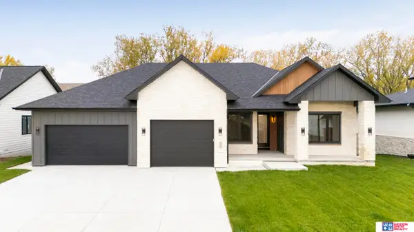 3650 Wilderness Hills Boulevard, Lincoln, NE 68516