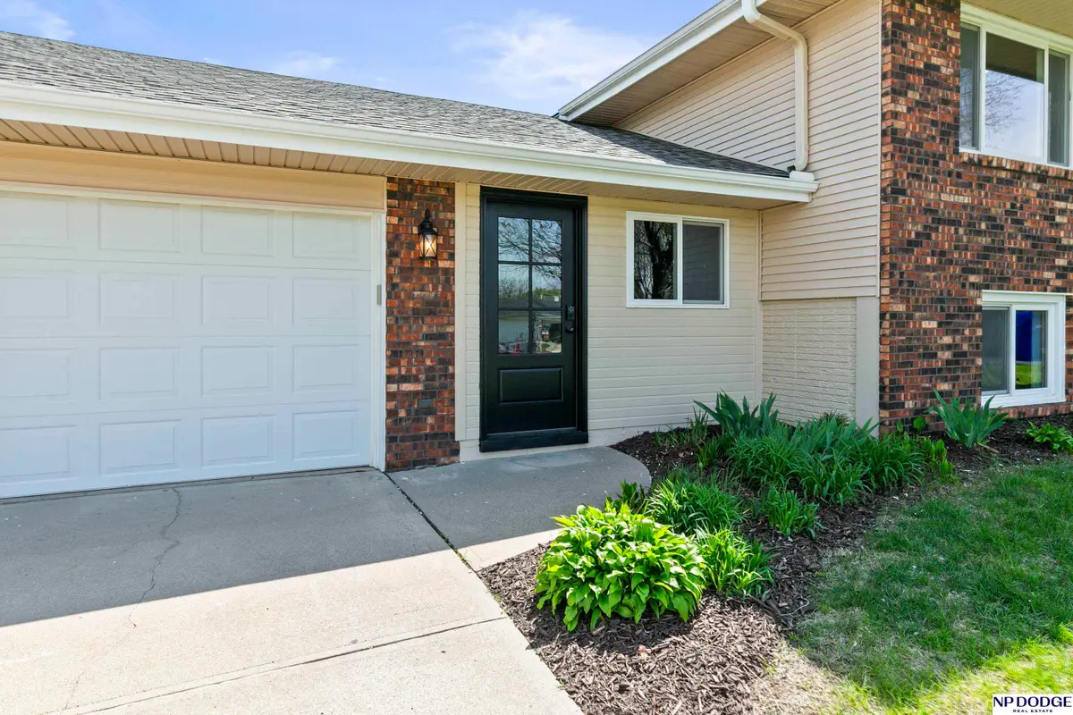 354 E Baronage Drive, Blair, NE 68008 - #1