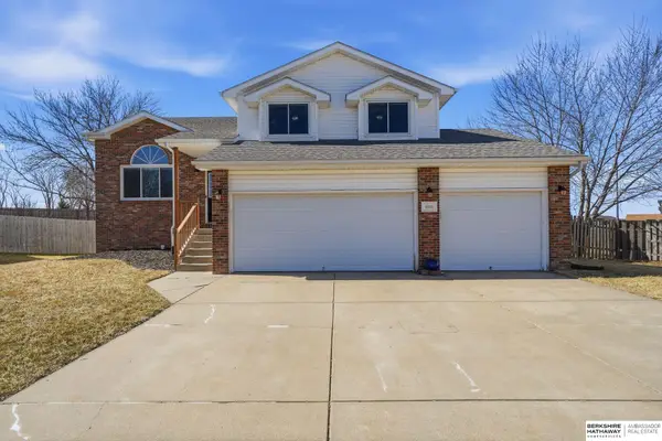 4825 NW Fairway Drive, Lincoln, NE 68521