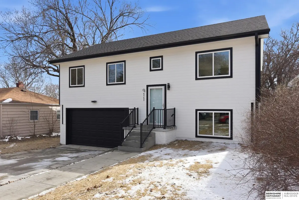 911 N 50th Avenue, Omaha, NE 68132 - #1