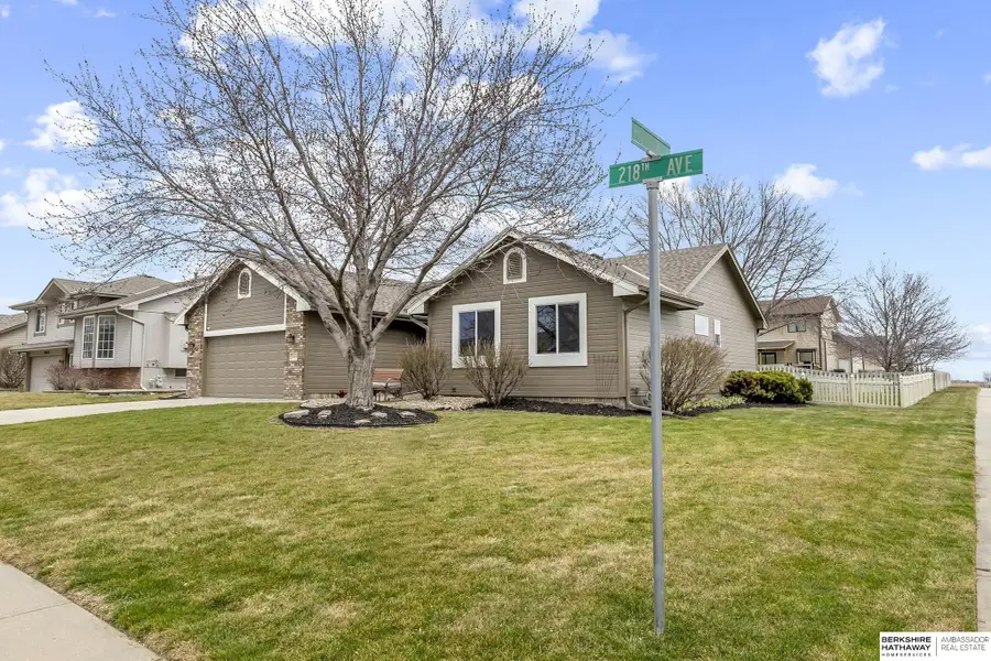 12615 S 218th Avenue, Gretna, NE 68028 - #2