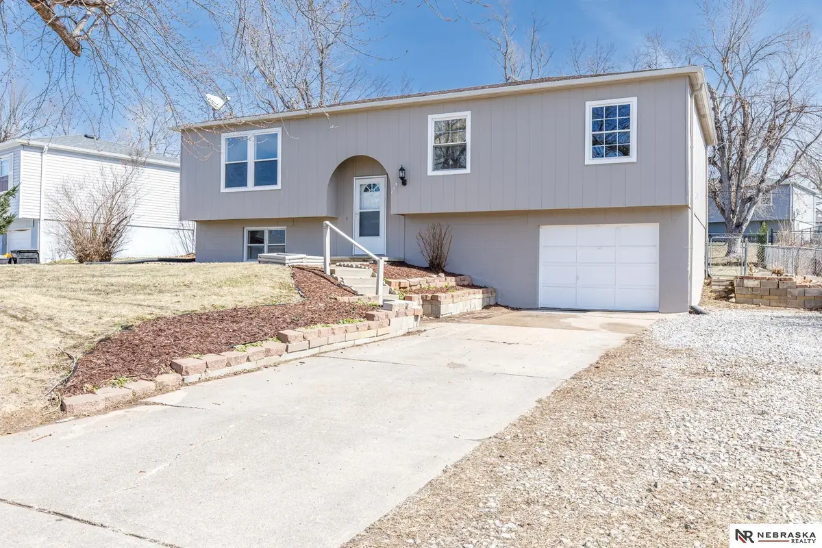 845 N 2nd Street, Springfield, NE 68059 - #1