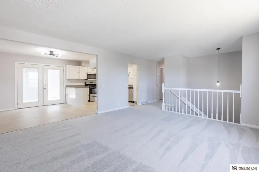 845 N 2nd Street, Springfield, NE 68059 - #3