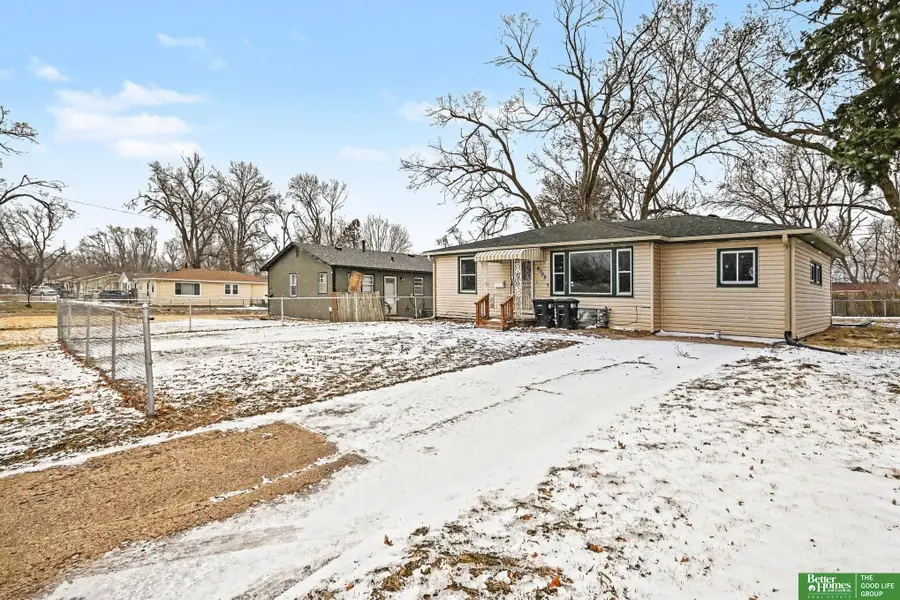 4705 Redick Avenue Avenue, Omaha, NE 68104-9999 - #3