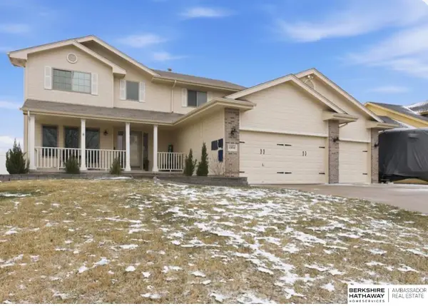 1804 Apollo Lane, Papillion, NE 68133