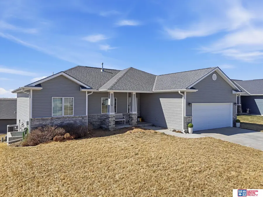 1203 Birchwood Drive, Hickman, NE 68372 - #3