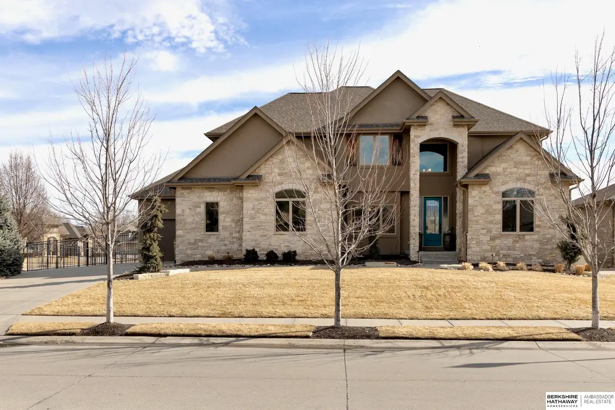 1425 N 191st Avenue, Chicago, NE 68022 - #1