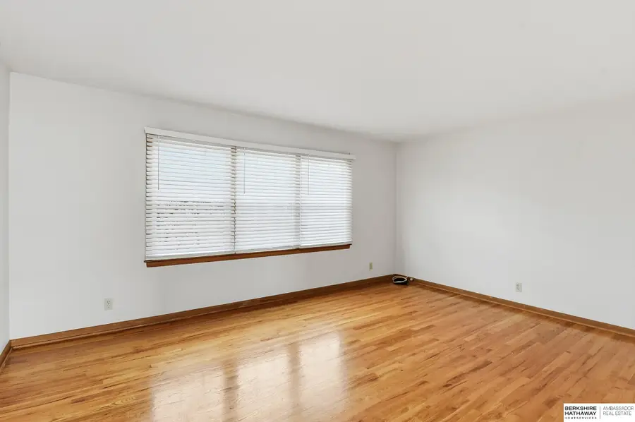 9103 Arbor Street #7, Omaha, NE 68124 - #3