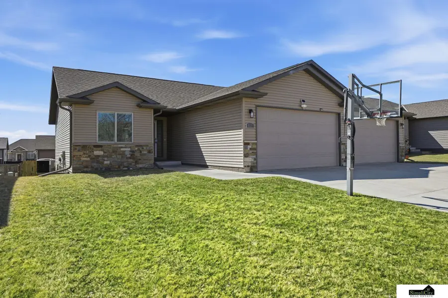 9921 Sweet Water Road, Lincoln, NE 68527 - #2