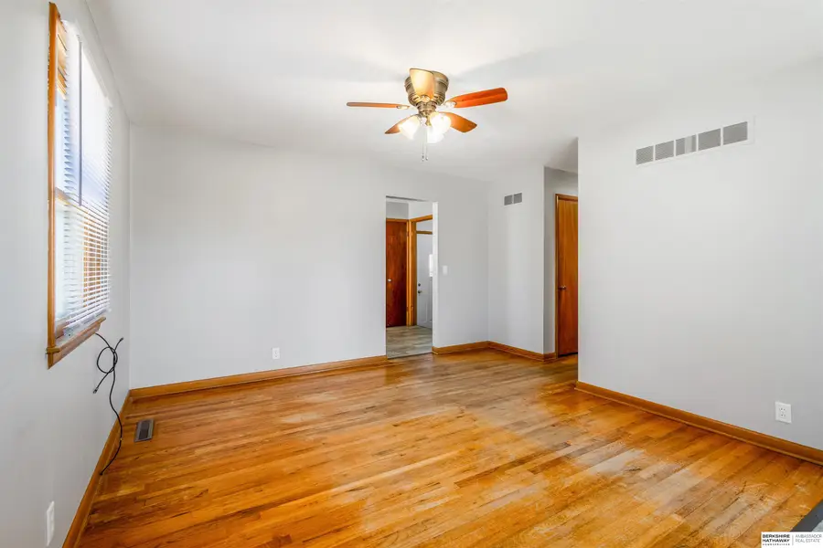 5230 Ervin Street, Lincoln, NE 68504 - #2