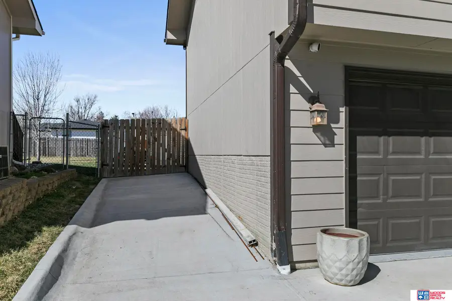 2201 SW 16th Street, Lincoln, NE 68522 - #3