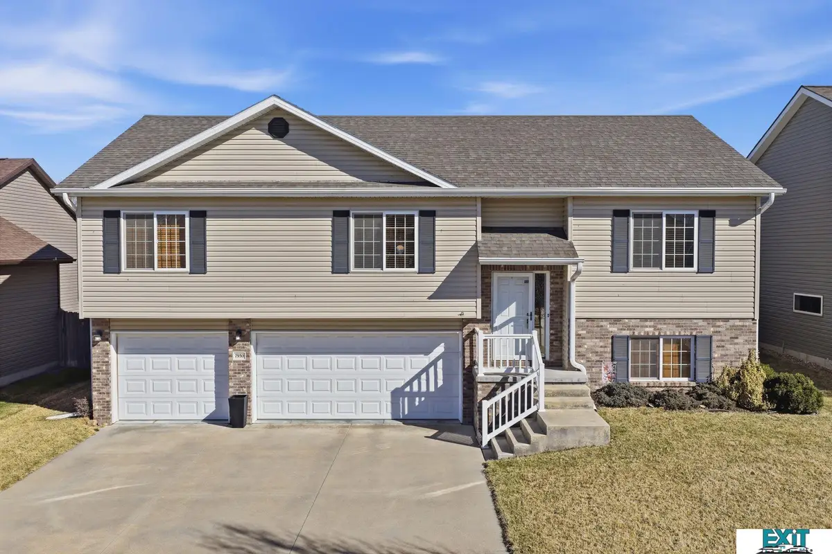 7930 Mandalay Drive, Lincoln, NE 68516 - #1