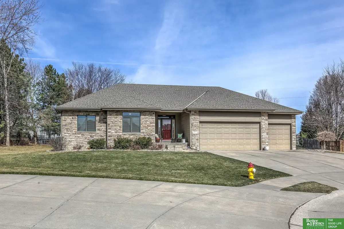 19508 Poppleton Circle, Omaha, NE 68130 - #1
